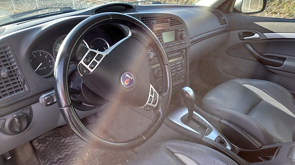 Saab 9-3 7 of 12