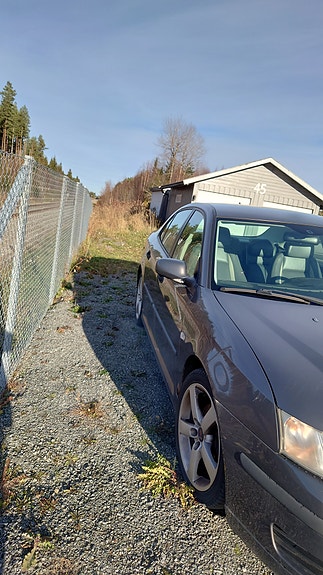 Saab 9-3 4 of 5