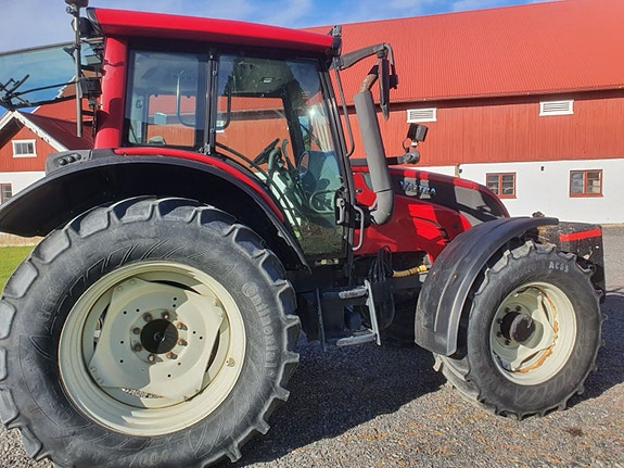 Valtra N 121  Hitech 2011, kr 395 000,-