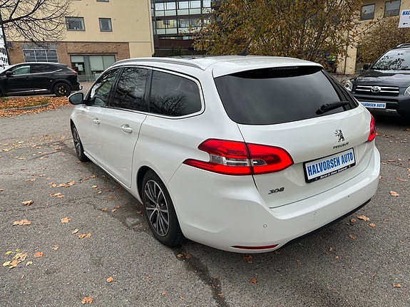 Peugeot 308 2 of 21