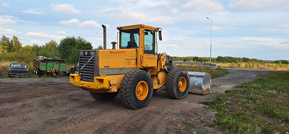 Volvo L70C 4 of 9