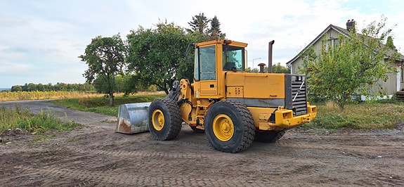 Volvo L70C 3 of 9