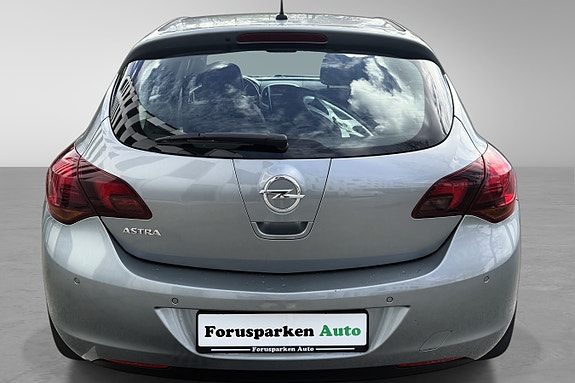 Opel Astra 7 of 30
