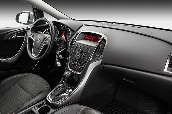 Opel Astra 18 of 30