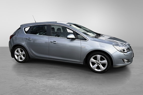 Opel Astra 3 of 30
