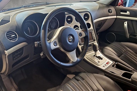 Alfa Romeo Brera 13 of 24