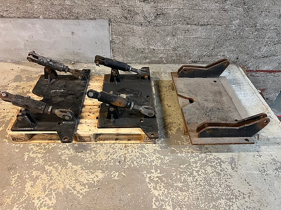 2 stk Tellefsdal Brøyteplate og 1 ukjent merke