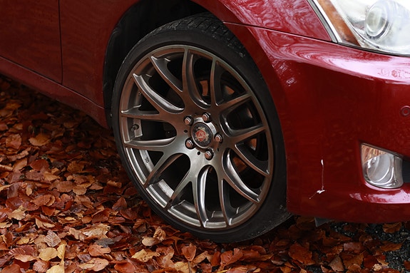 Lexus IS220d 29 of 30