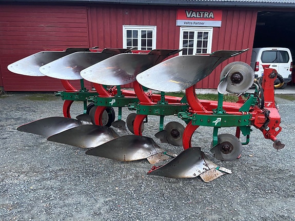 Kverneland 4 skjærs vendeplog