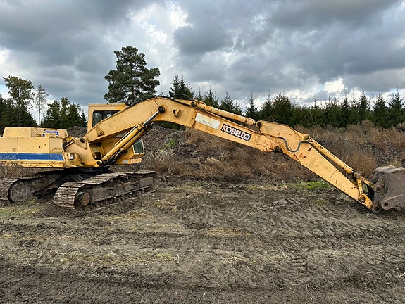 Kobelco K907c