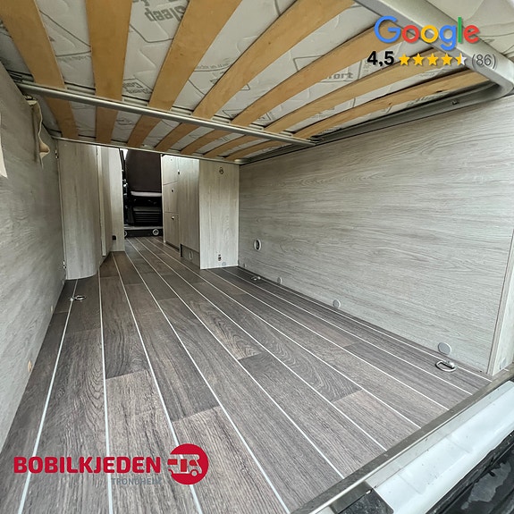 Roller Team Living Stone 2 || 599cm | Truma Combi gass+230v | Solcelle | R.kam | NX-10 | Vektsertifikat 14 of 30