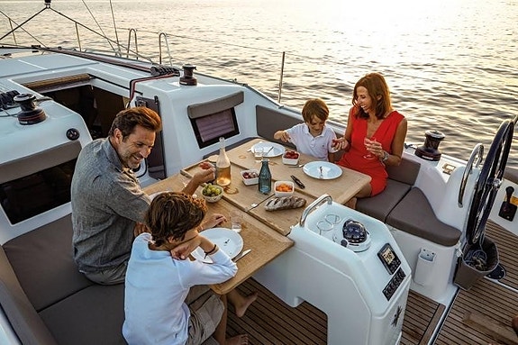 Jeanneau Sun Odyssey 410 – «Just in Time» kampanje – leveringsklar JUNI 4 of 5