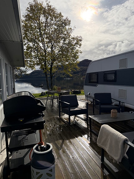Hobby 650 KFU med Stor isocamp, fastplass på Åpta camping, rett ved stranda. 8 of 30