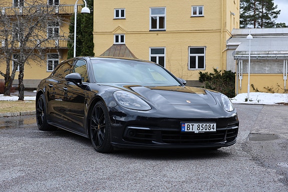 Porsche Panamera 5 of 30