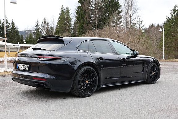 Porsche Panamera 11 of 30