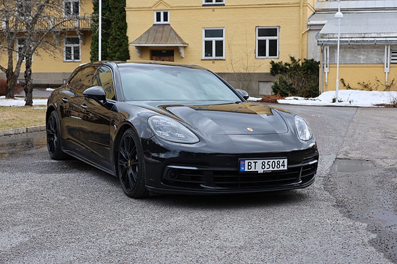 Porsche Panamera 6 of 30