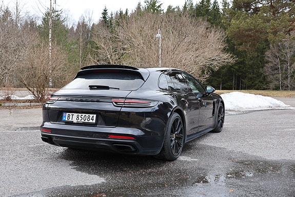 Porsche Panamera 14 of 30