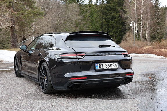 Porsche Panamera 13 of 30