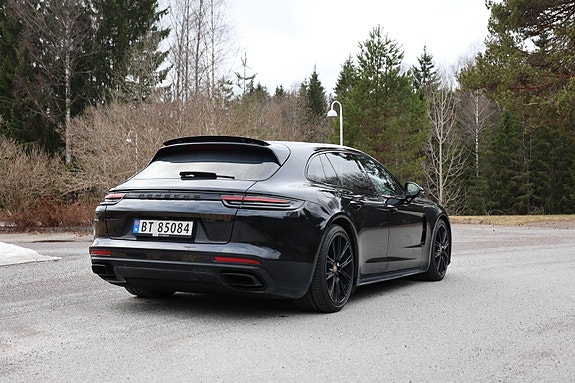Porsche Panamera 12 of 30