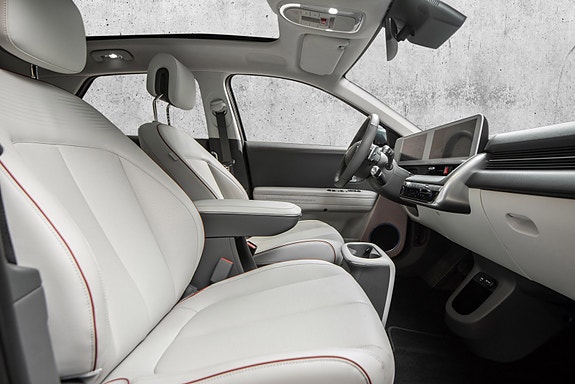 Hyundai Ioniq 5 12 of 30