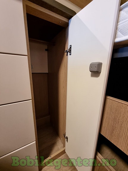 Hobby OnTour Van 640 ET / Adaptiv cruisekontroll / Langsgående senger / Utedusj mulighet / Kompressorkjøleskap / Markise +++ 29 of 30