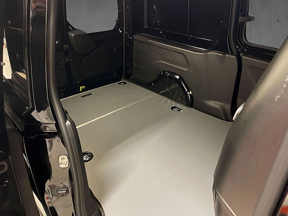 Citroen Berlingo Electrique 14 of 18