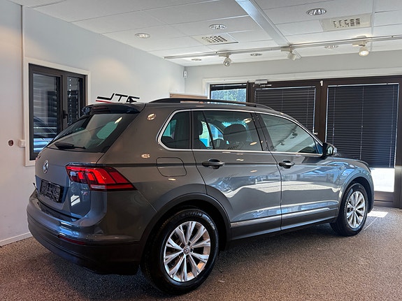 Volkswagen Tiguan 5 of 13