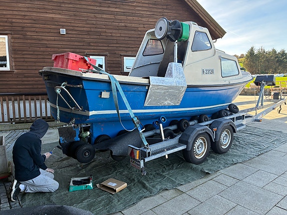 Delfin 19 fiskebåt selges 2 of 17