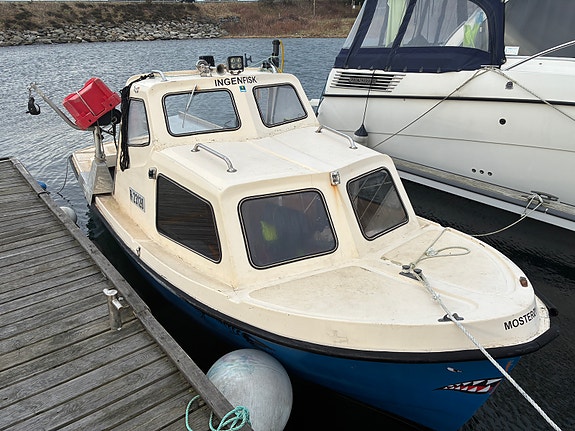 Delfin 19 fiskebåt selges 4 of 17