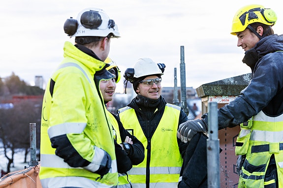 Vi er et ungt firma, med ambisiøse ansatte.