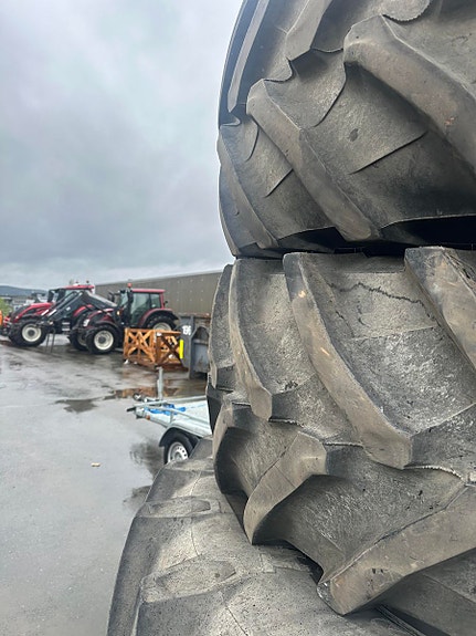Trelleborg TM800 650/65-42 og 540/65-30 Valtra/John Deere