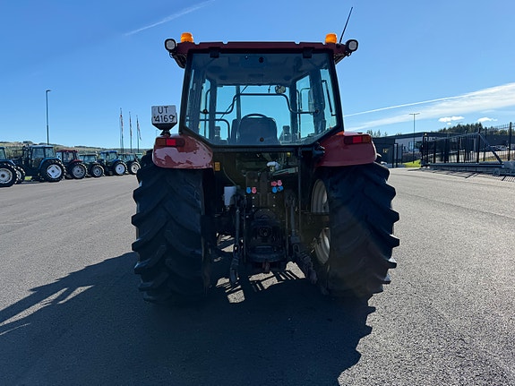 New Holland L 95 12 of 30