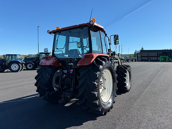 New Holland L 95 13 of 30