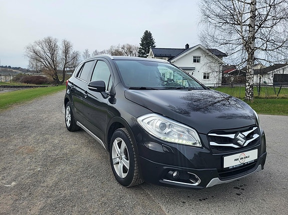 Suzuki SX4 S-Cross 4 of 5