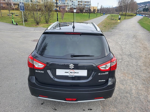 Suzuki SX4 S-Cross 12 of 30