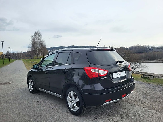 Suzuki SX4 S-Cross 5 of 5