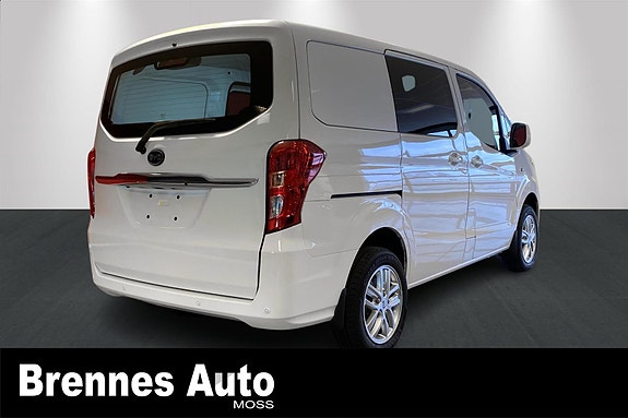 BYD T3 6 of 30
