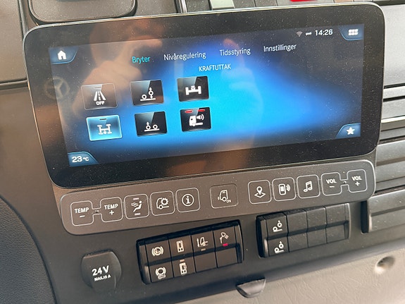 Mercedes-Benz e- Econic 300L 6X2/4 Elektrisk renovasjonsbil Faun Variopress, se video. 13 of 19