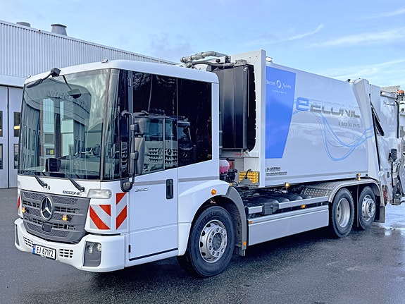 Mercedes-Benz e- Econic 300L 6X2/4 Elektrisk renovasjonsbil Faun Variopress, se video.