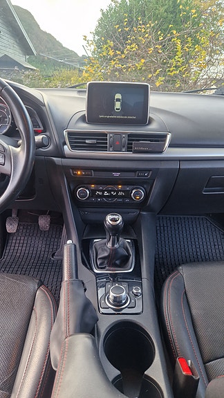 Mazda 3 15 of 20