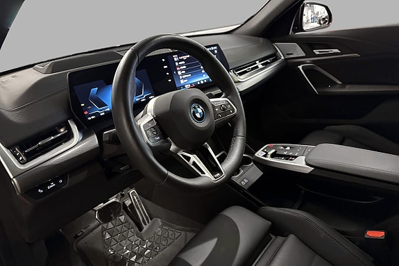 BMW iX2 20 of 30