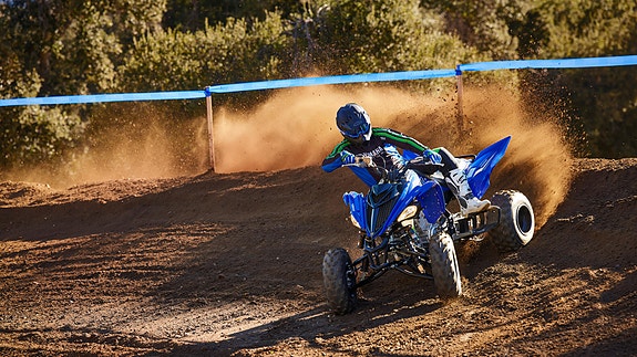 Yamaha YFM700R SE 2 of 16