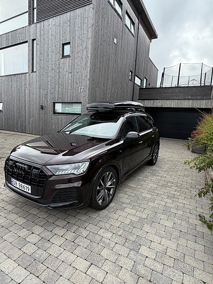 Audi Q7 4 of 16