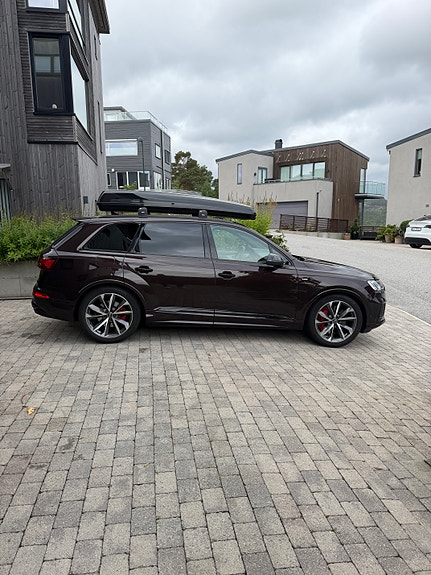 Audi Q7 7 of 16
