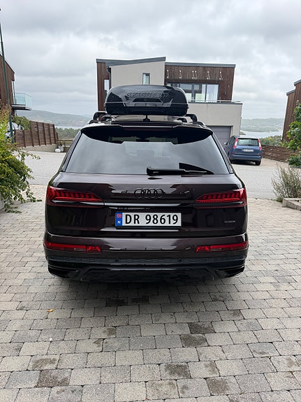 Audi Q7 10 of 16