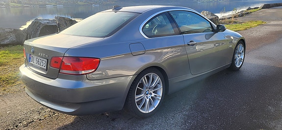 BMW 330Xi 9 of 30
