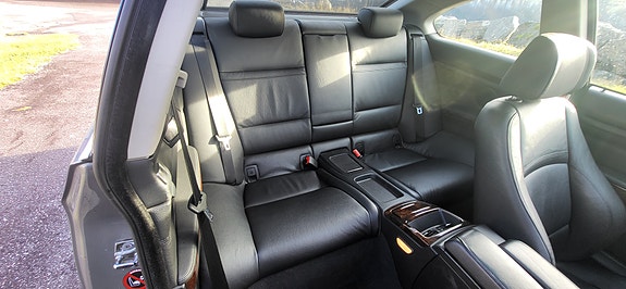 BMW 330Xi 24 of 30