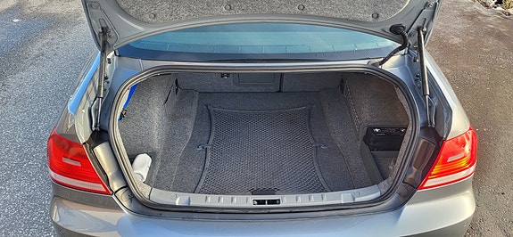 BMW 330Xi 26 of 30