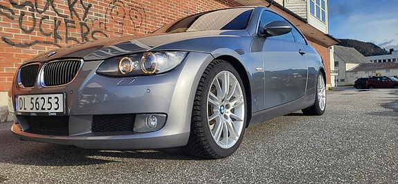 BMW 330Xi 12 of 30