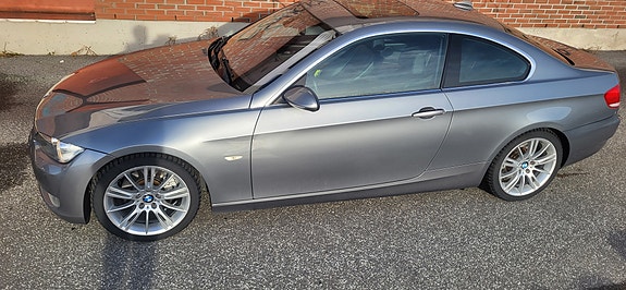 BMW 330Xi 14 of 30